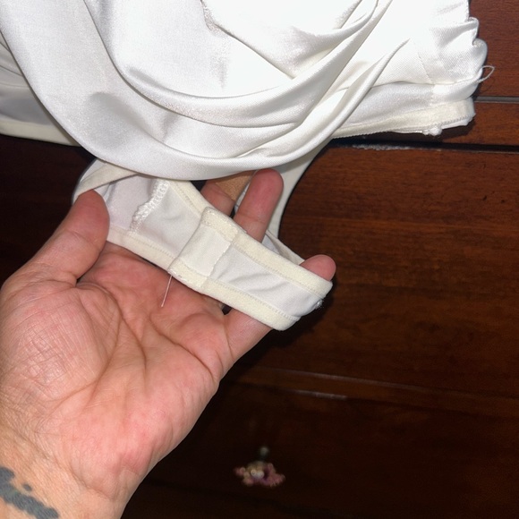 NWT! Two Bebe Chain Keyhole Bodysuits - Picture 15 of 16